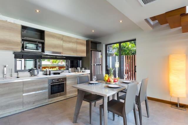 Villa Crystal Two-Bedroom Private Pool Villa Phuket Bagian luar foto