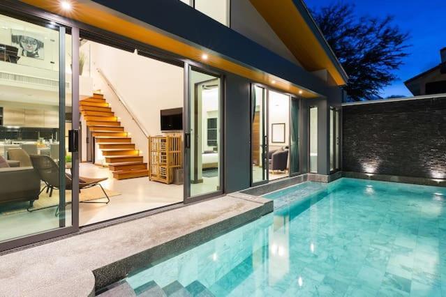 Villa Crystal Two-Bedroom Private Pool Villa Phuket Bagian luar foto