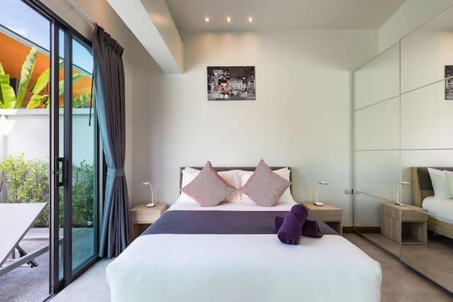Villa Crystal Two-Bedroom Private Pool Villa Phuket Bagian luar foto