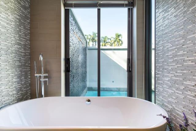 Villa Crystal Two-Bedroom Private Pool Villa Phuket Bagian luar foto
